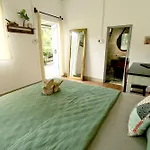 Vườn Nhà Ngoại Garden Homestay